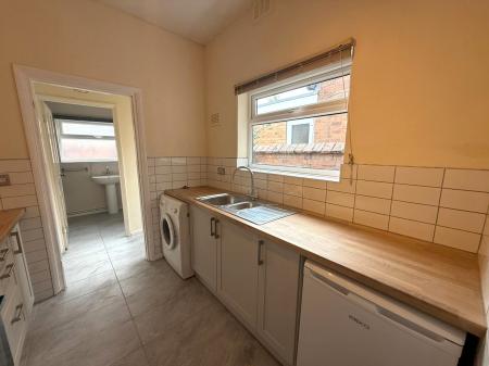2 bedroom Terraced House to let in Edward Street, Milverton, CV32