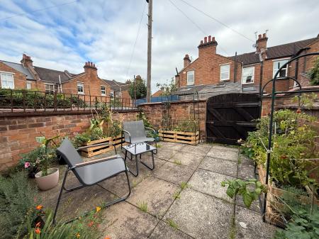 2 bedroom Terraced House to let in Edward Street, Milverton, CV32