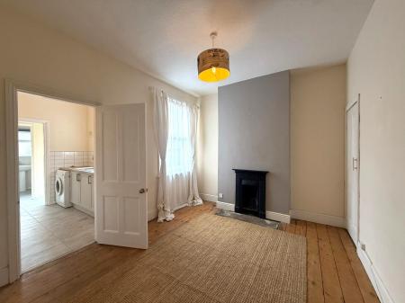 2 bedroom Terraced House to let in Edward Street, Milverton, CV32