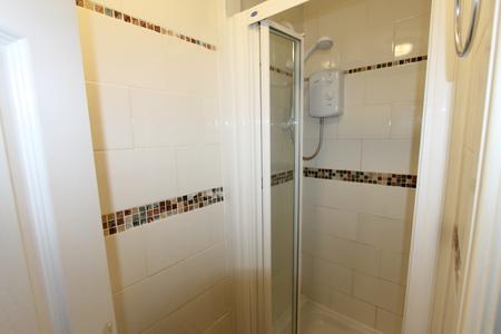 6 bedroom Flat to let in George Street, Leamington Spa, CV31