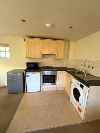 1 bedroom Flat to let in Regent Street, Leamington Spa, CV32