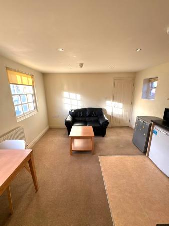1 bedroom Flat to let in Regent Street, Leamington Spa, CV32
