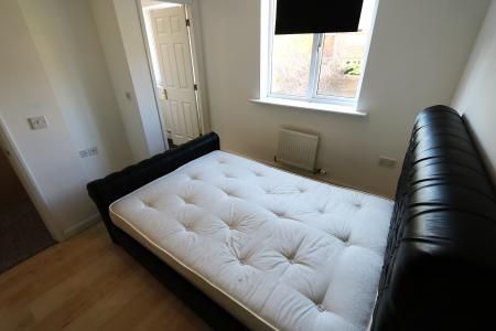 3 bedroom Semi-detached house to let in Banquo Approach, Heathcote, CV34