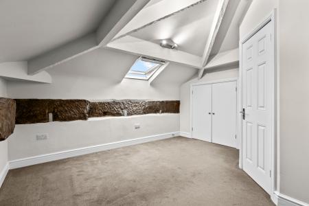 2 bedroom Flat to let in 153 Cape Road, Warwick, CV34