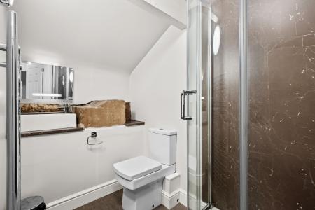 2 bedroom Flat to let in 153 Cape Road, Warwick, CV34