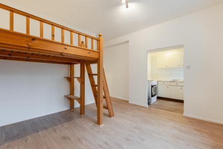 1 bedroom Studio flat for sale in Hitchman Road, Leamington Spa