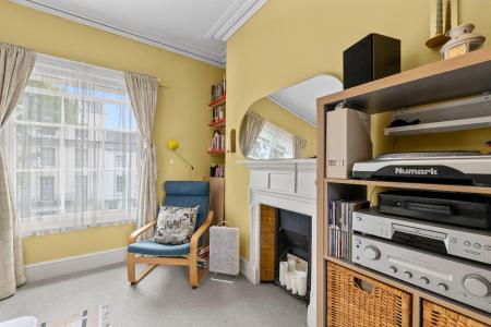 1 bedroom Apartment for sale in Portland Street, Leamington Spa