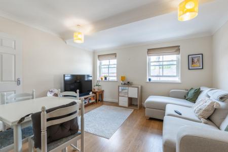 2 bedroom Apartment for sale in Kenilworth Street, Leamington Spa