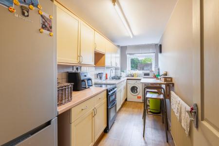 2 bedroom Apartment for sale in Lillington Road, Leamington Spa