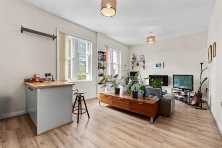 2 bedroom Duplex for sale in Avenue Road, Leamington Spa