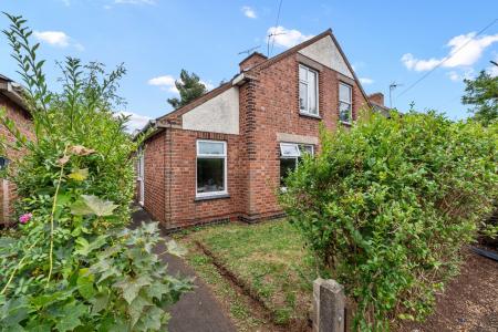 2 bedroom Semi-detached house for sale in Prospect Road, Leamington Spa