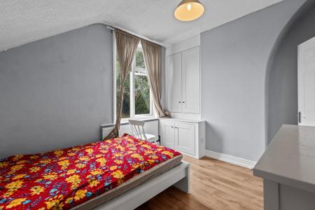 2 bedroom Semi-detached house for sale in Prospect Road, Leamington Spa