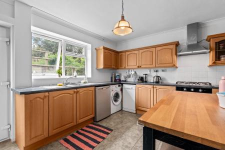 2 bedroom Semi-detached house for sale in Prospect Road, Leamington Spa