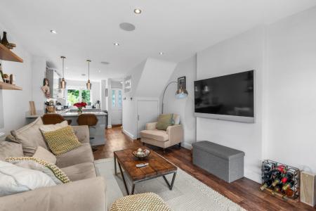 2 bedroom End of terrace house for sale in Evans Grove, Whitnash