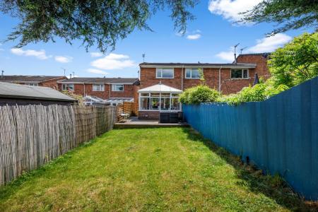 2 bedroom End of terrace house for sale in Evans Grove, Whitnash