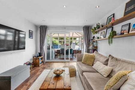 2 bedroom End of terrace house for sale in Evans Grove, Whitnash