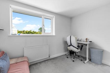 2 bedroom End of terrace house for sale in Evans Grove, Whitnash