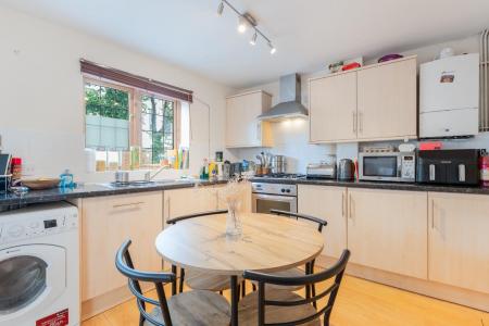 2 bedroom Terraced House for sale in William Street, Leamington Spa