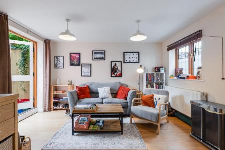 2 bedroom Terraced House for sale in William Street, Leamington Spa