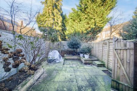 2 bedroom Terraced House for sale in Woodbine Cottages, Leamington Spa