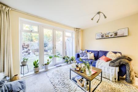 2 bedroom Terraced House for sale in Woodbine Cottages, Leamington Spa