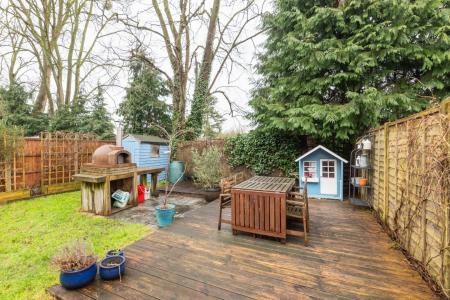 2 bedroom Semi-detached house for sale in Frances Gibbs Gardens, Whitnash