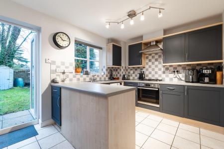 2 bedroom Semi-detached house for sale in Frances Gibbs Gardens, Whitnash