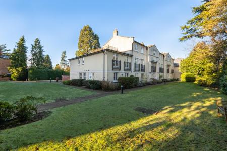 2 bedroom Flat for sale in Northumberland Road, Leamington Spa