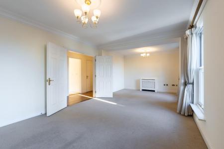 2 bedroom Flat for sale in Northumberland Road, Leamington Spa