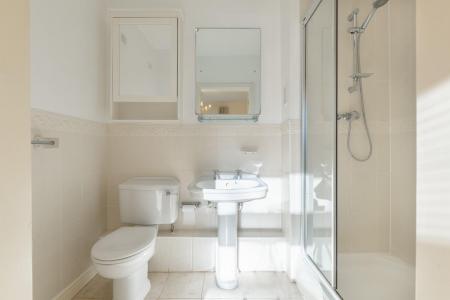 2 bedroom Flat for sale in Northumberland Road, Leamington Spa