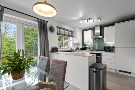2 bedroom Semi-detached house for sale in Montgomery Road, Whitnash