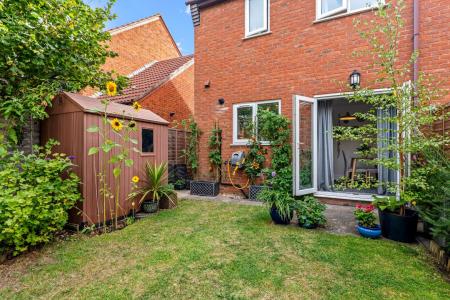 2 bedroom Semi-detached house for sale in Montgomery Road, Whitnash
