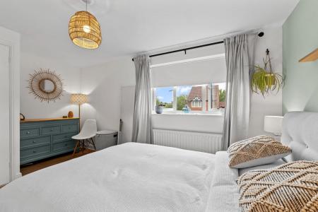 2 bedroom Semi-detached house for sale in Montgomery Road, Whitnash