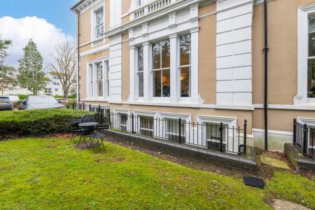 2 bedroom Apartment for sale in Northumberland Road, Leamington Spa