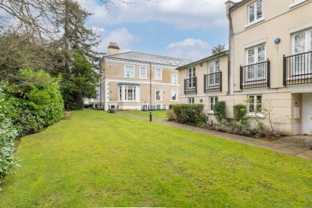 2 bedroom Apartment for sale in Northumberland Road, Leamington Spa
