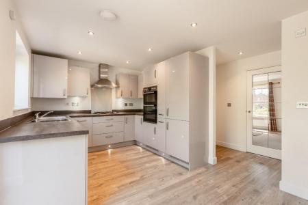 2 bedroom House for sale in De Stretford Drive, Bishops Tachbrook