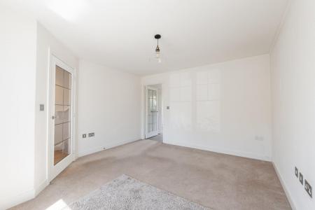 2 bedroom House for sale in De Stretford Drive, Bishops Tachbrook