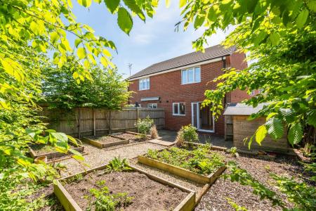 2 bedroom House for sale in De Stretford Drive, Bishops Tachbrook