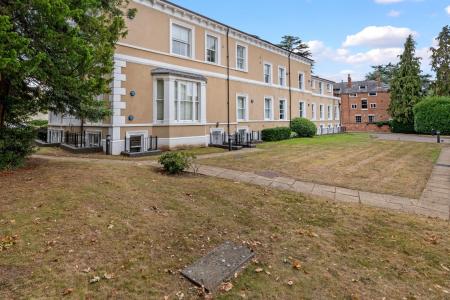 2 bedroom Apartment for sale in Northumberland Road, Leamington Spa
