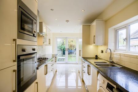 2 bedroom Semi-detached house for sale in Quarry Street, Leamington Spa