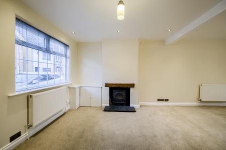 2 bedroom Semi-detached house for sale in Quarry Street, Leamington Spa