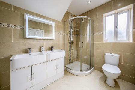 2 bedroom Semi-detached house for sale in Quarry Street, Leamington Spa