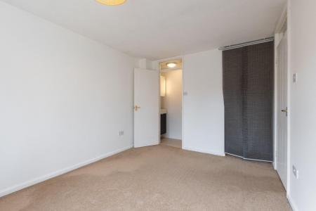 3 bedroom End of terrace house for sale in Davidson Avenue, Leamington Spa