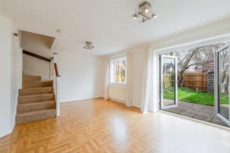 3 bedroom End of terrace house for sale in Davidson Avenue, Leamington Spa