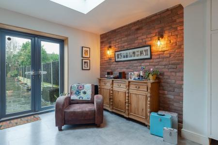3 bedroom End of terrace house for sale in High View Road, Leamington Spa