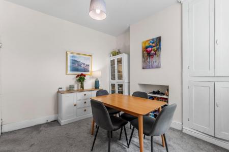 2 bedroom Terraced House for sale in Villiers Street, Leamington Spa