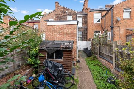 2 bedroom Terraced House for sale in Villiers Street, Leamington Spa