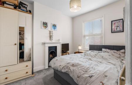 2 bedroom Terraced House for sale in Villiers Street, Leamington Spa