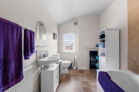 2 bedroom Terraced House for sale in Villiers Street, Leamington Spa