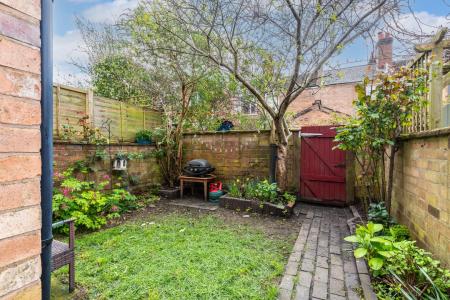 2 bedroom House for sale in Albert Street, Leamington Spa